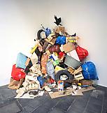 Mark DION Concrete Jungle 1992 Taxidermic birds, c...