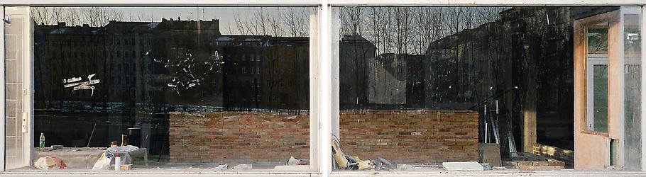 Sabine HORNIG Bernauerstrasse 2006 2 C-prints moun...