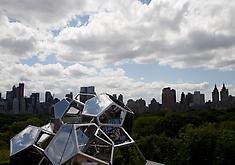 Tomas Saraceno: Cloud City
