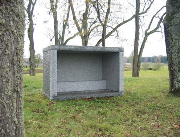 Sabine Hornig Haltestelle 2003 handcarved granit,...