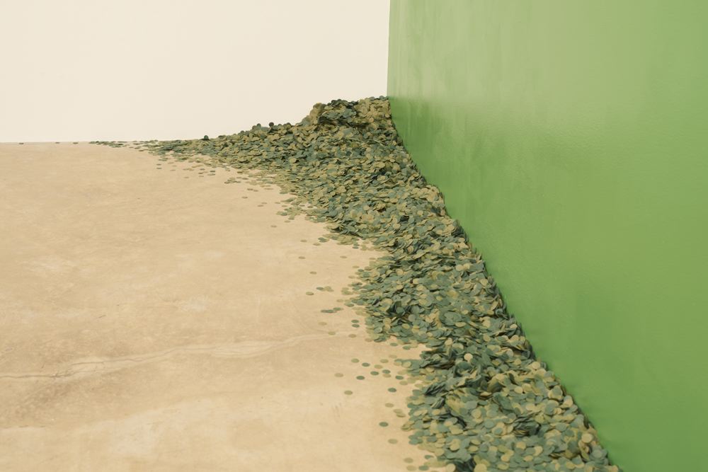 Rivane NEUENSCHWANDER E.N. (Flamboyant Leaves) 201...
