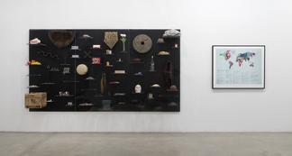 This is sculpture of Agnieszka KURANT's "Currency...