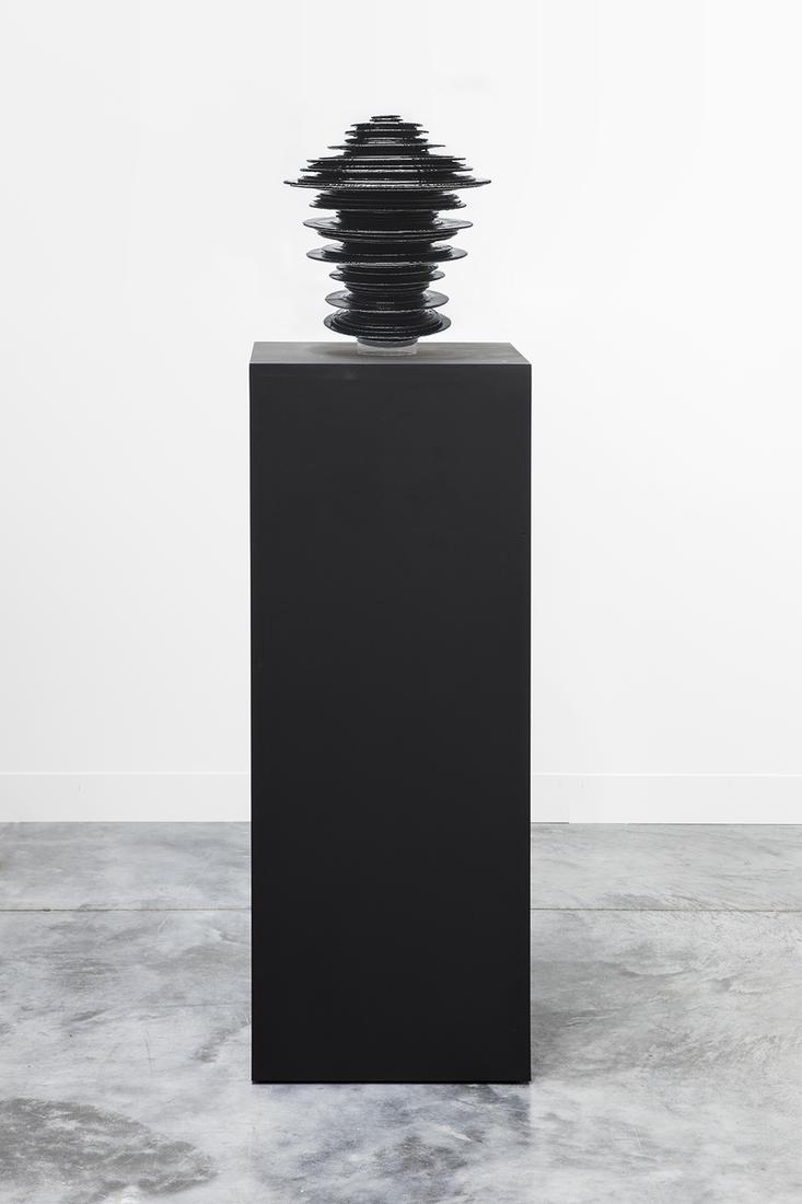 This is a sculpture of Agnieszka KURANT's "Assembl...