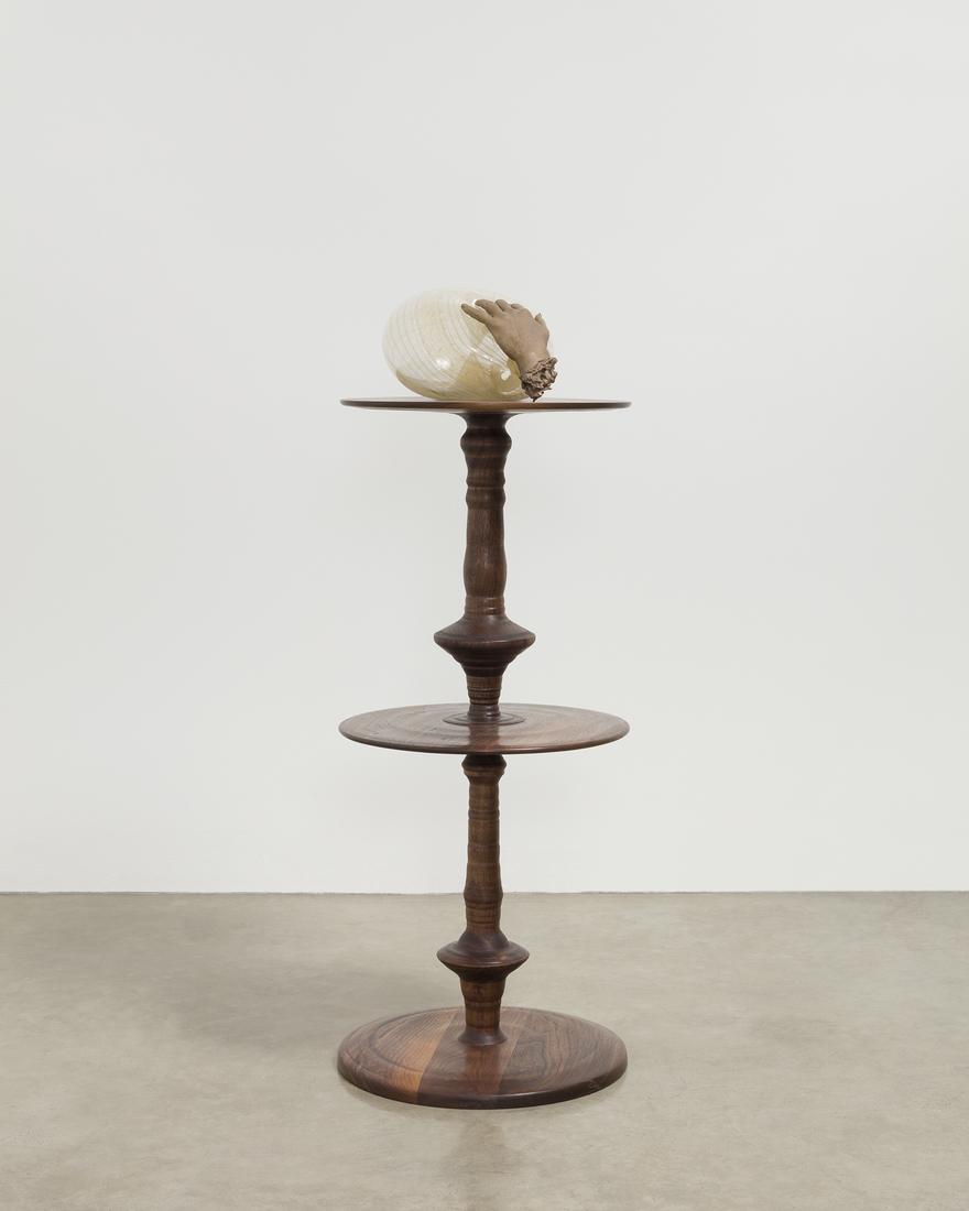 This is a image of Kelly Akashi's sculpture "Mirro...