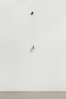 This is a sculpture of Kelly Akashi's sculpture "T...